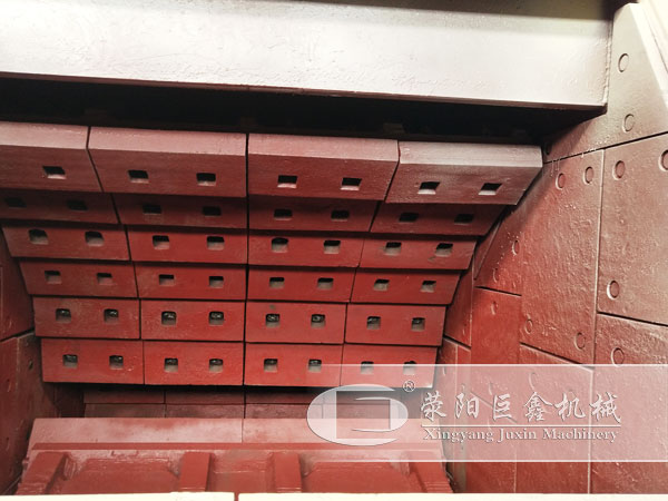 反擊式破碎機(jī)襯板、邊護(hù)板